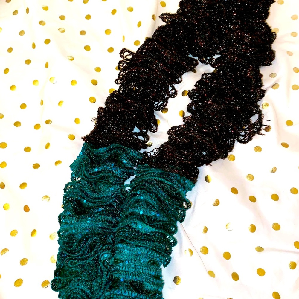 Handmade ruffle scarfs